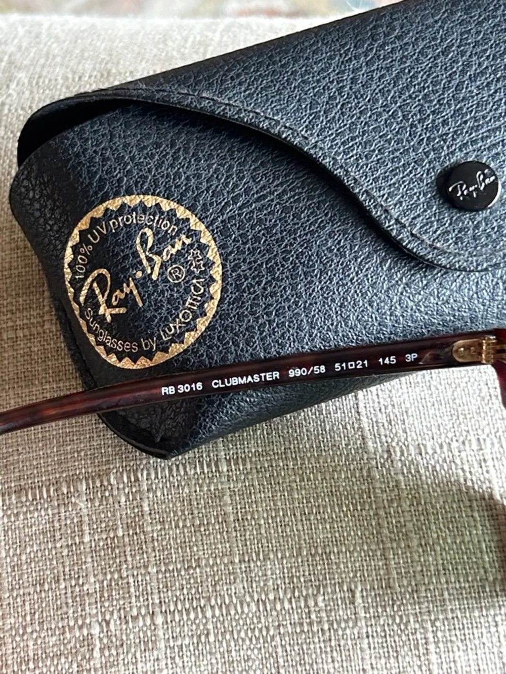 Ray-Ban RB3016 Clubmaster Polarized Sunglasses Havana Gold 51-21 w/ Case